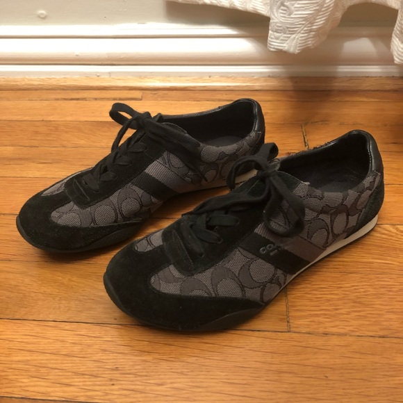 black coach tennis shoes